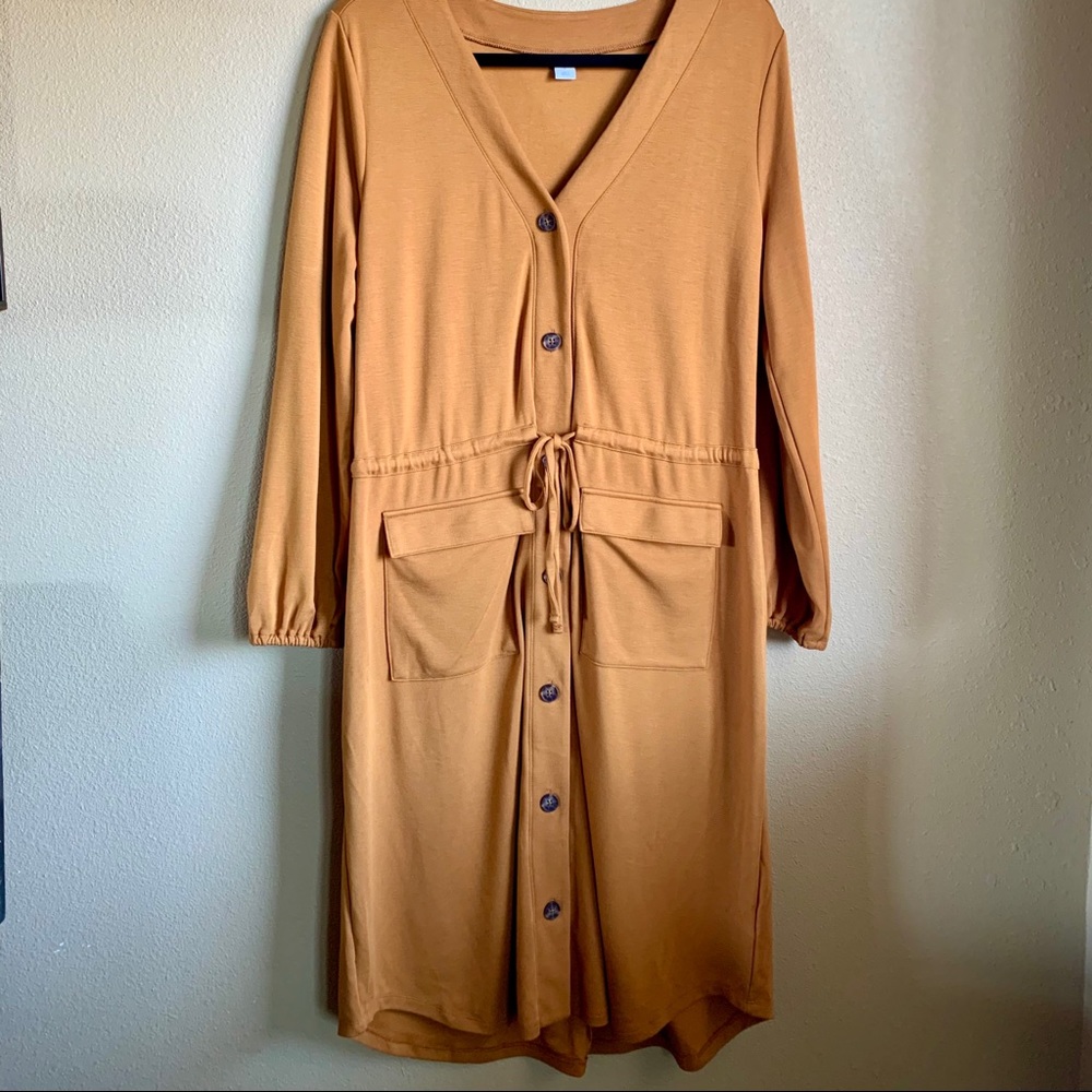 NWOT Old Navy Large Mustard Button-up Dress